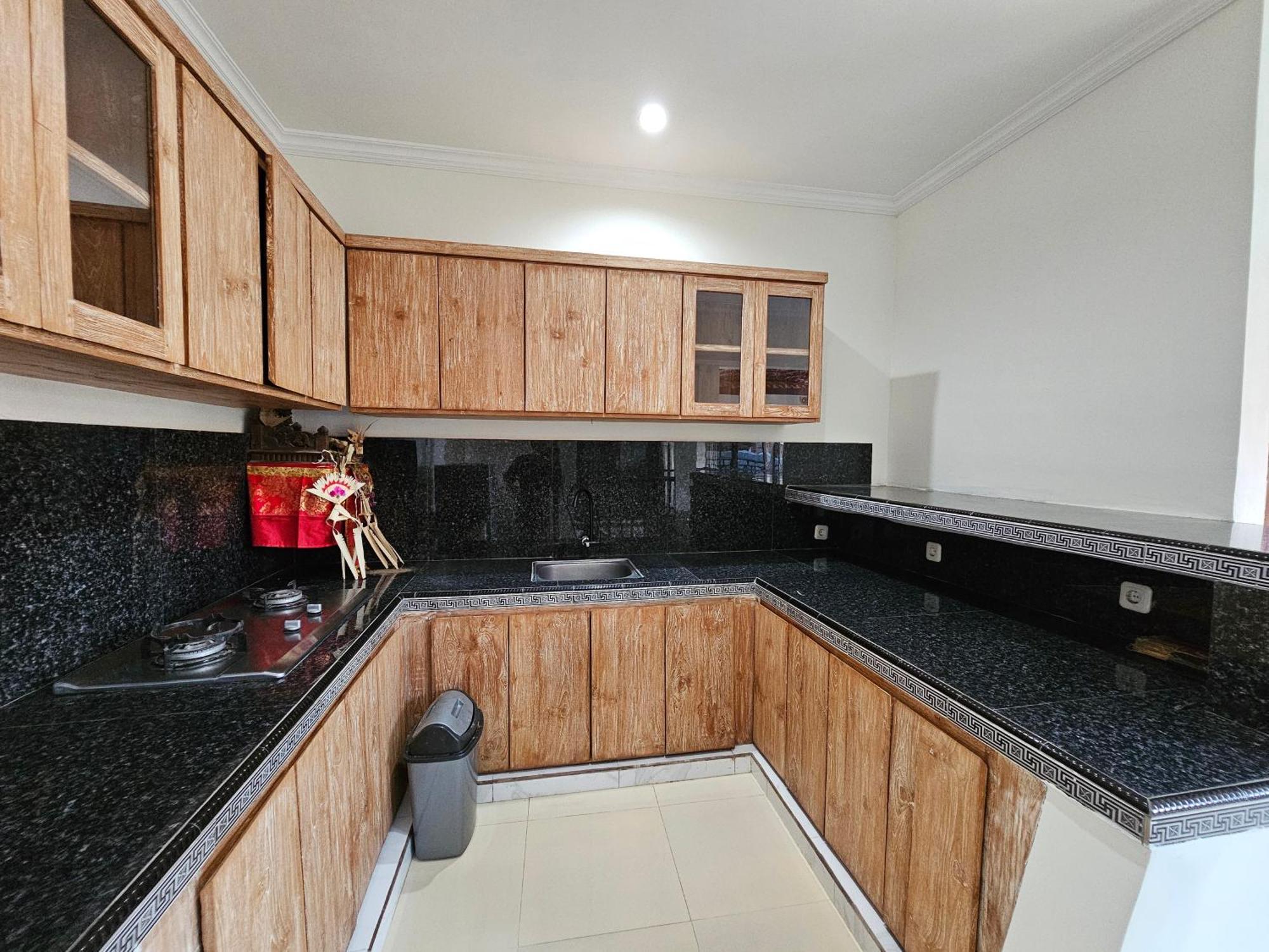Tegalsari Guest House Canggu ภายนอก รูปภาพ